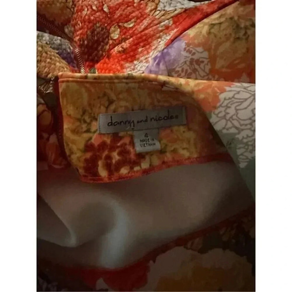Donny & Nicole‎ Floral Shift Dress Size 4 - Picture 4 of 4